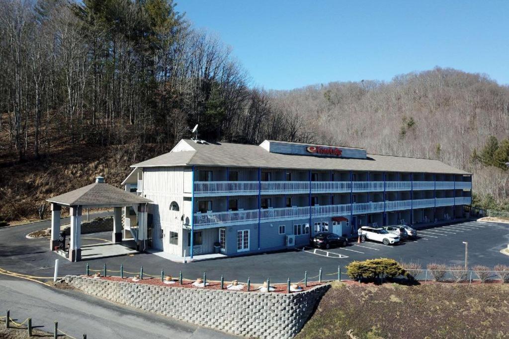 Econo Lodge - Waynesville Exteriér fotografie