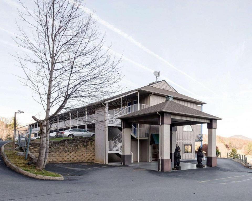 Econo Lodge - Waynesville Exteriér fotografie