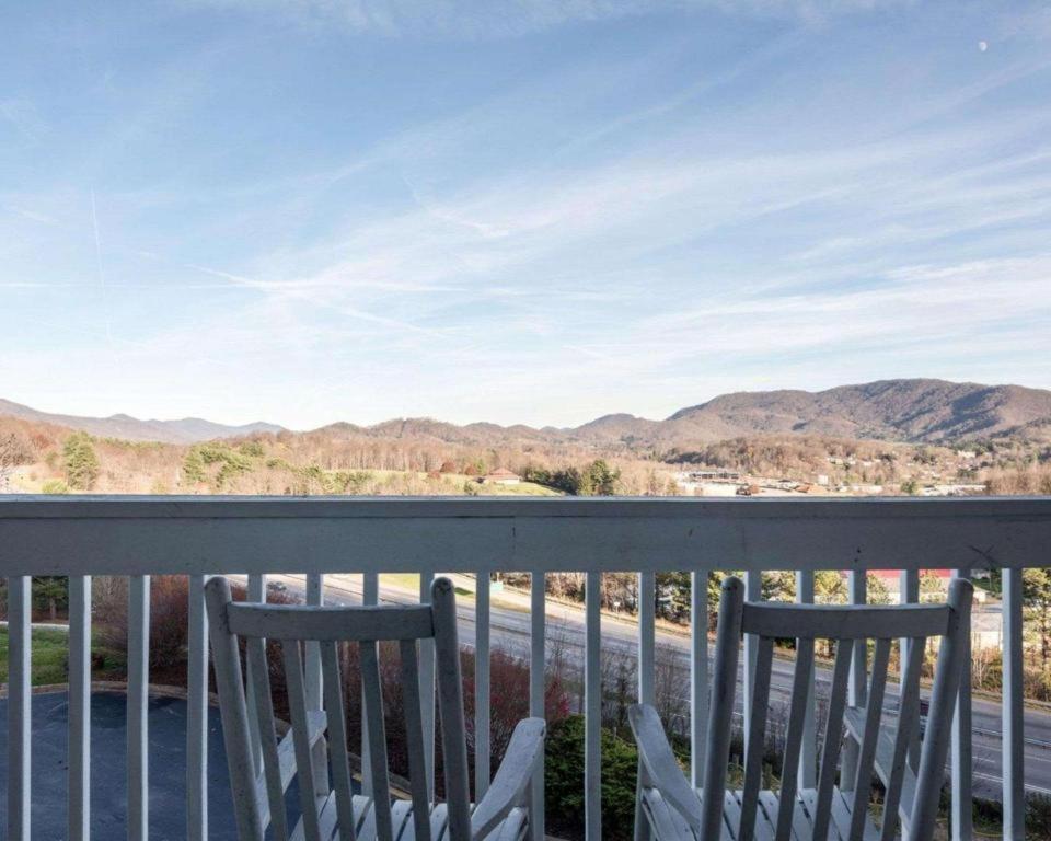 Econo Lodge - Waynesville Exteriér fotografie